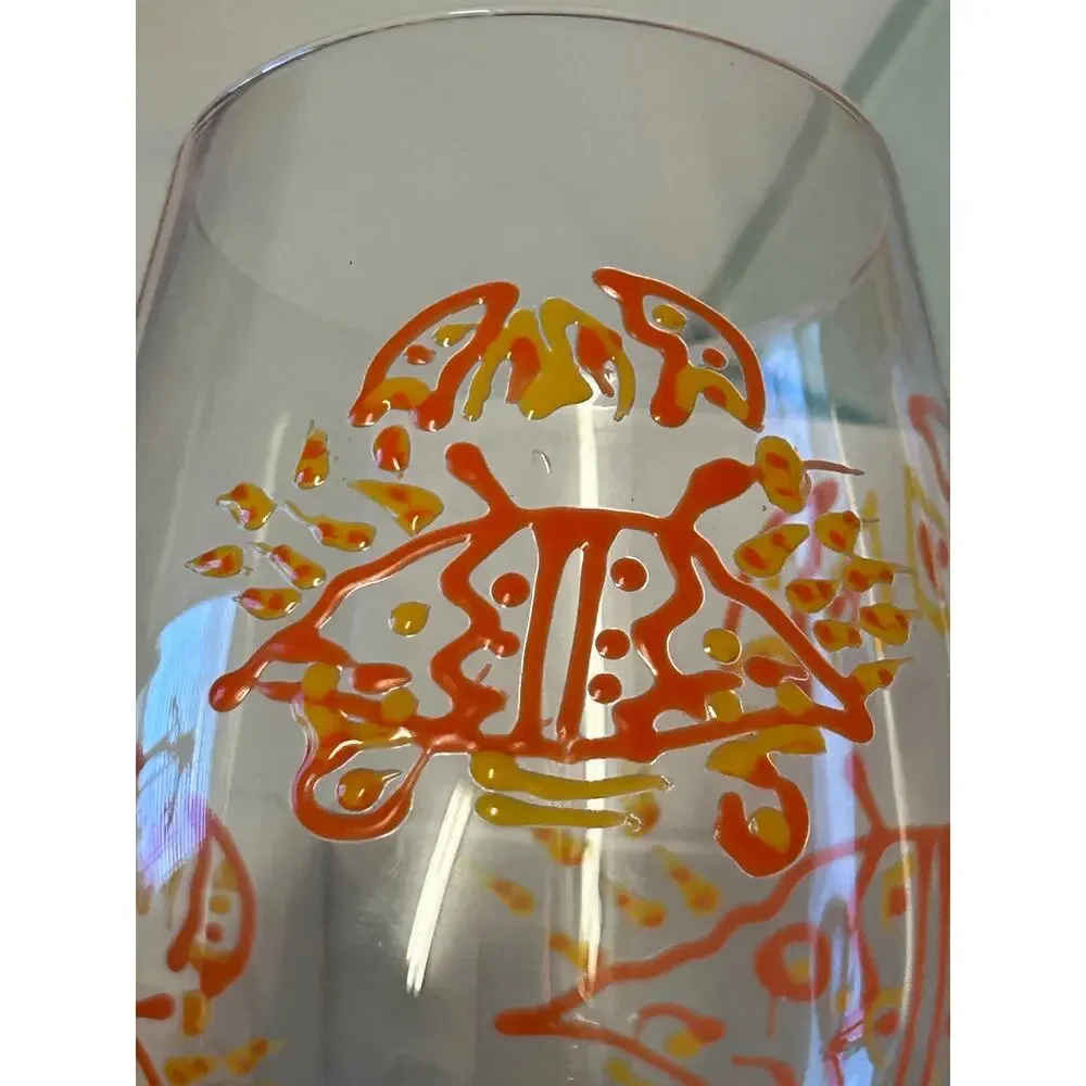 Izzy Oliver Impasta Impressions hand painted 15 oz wine glass crab design